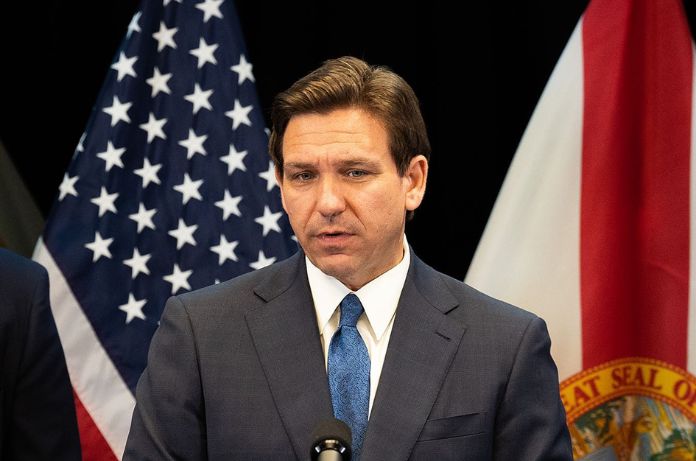 Ron DeSantis Abandona Primarias Republicanas en EE.UU.